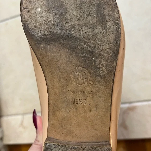 CHANEL Women's Tan and Yellow Ballet Flats - Picture 4 of 5
